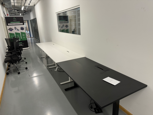 Büromöbelmontage in Vogtsburg - professionelle Einrichtung von Arbeitsplätzen.